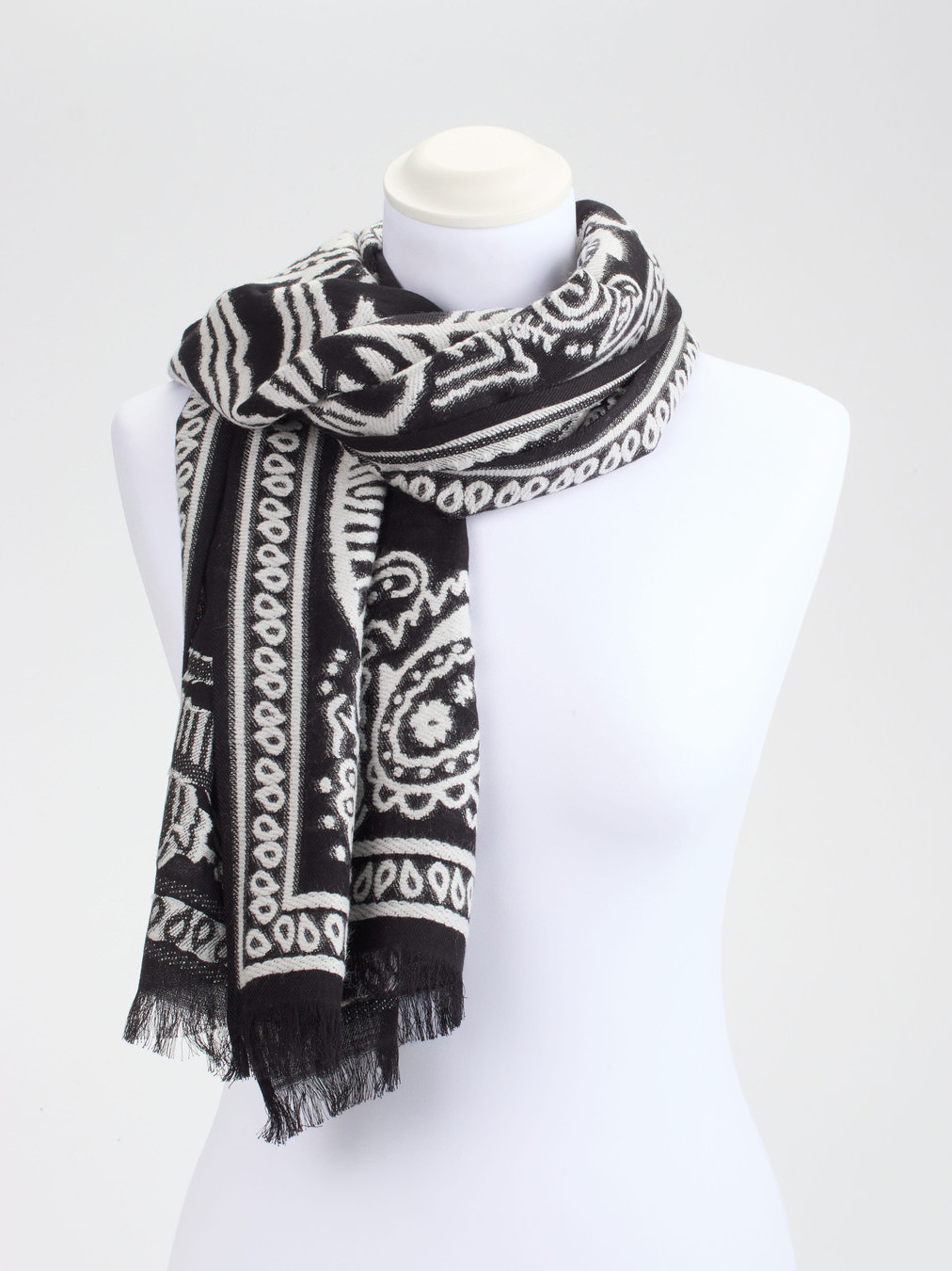 Schal schwarz 9321003000101