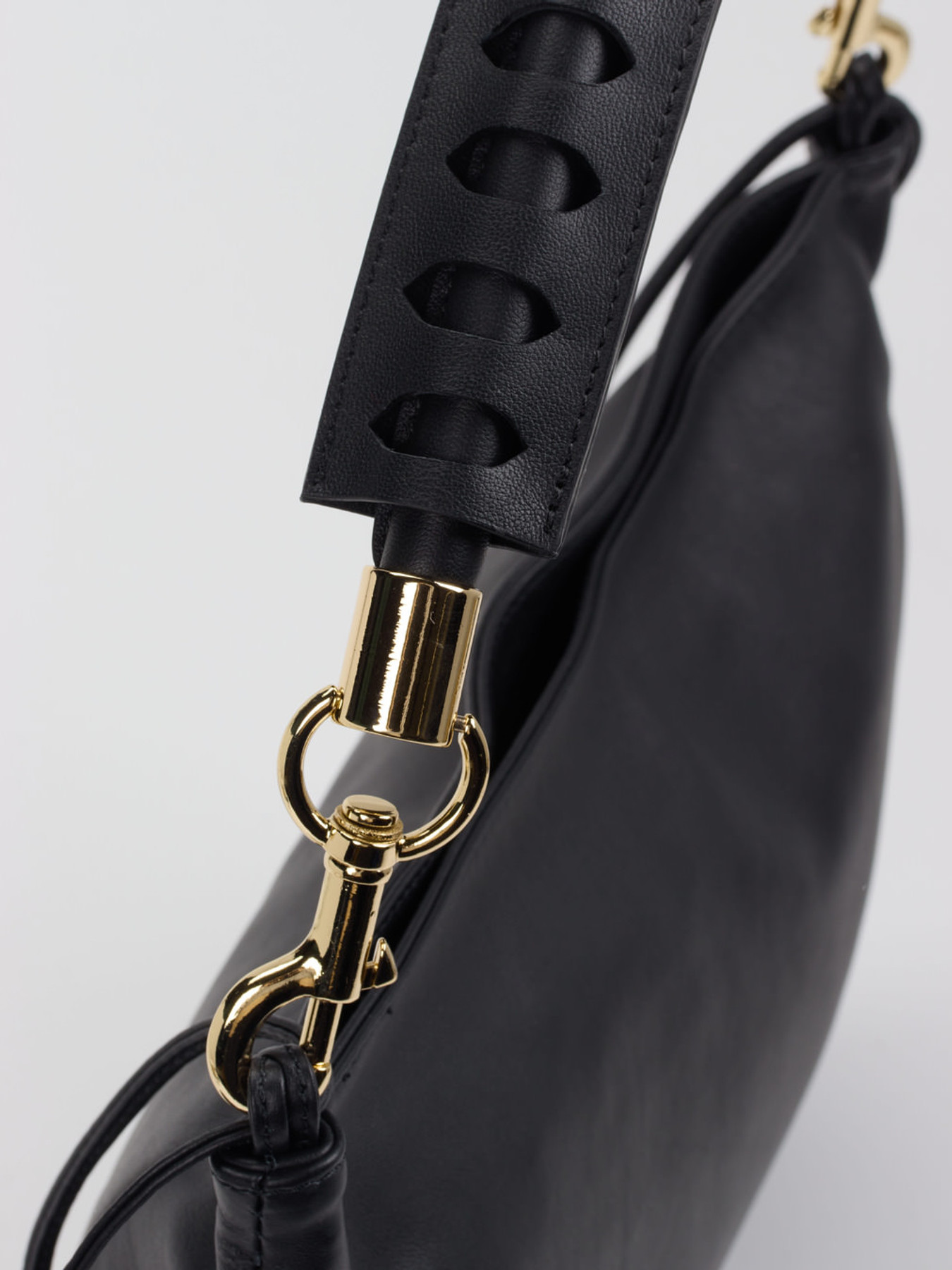 Schultertasche schwarz 9302009002705