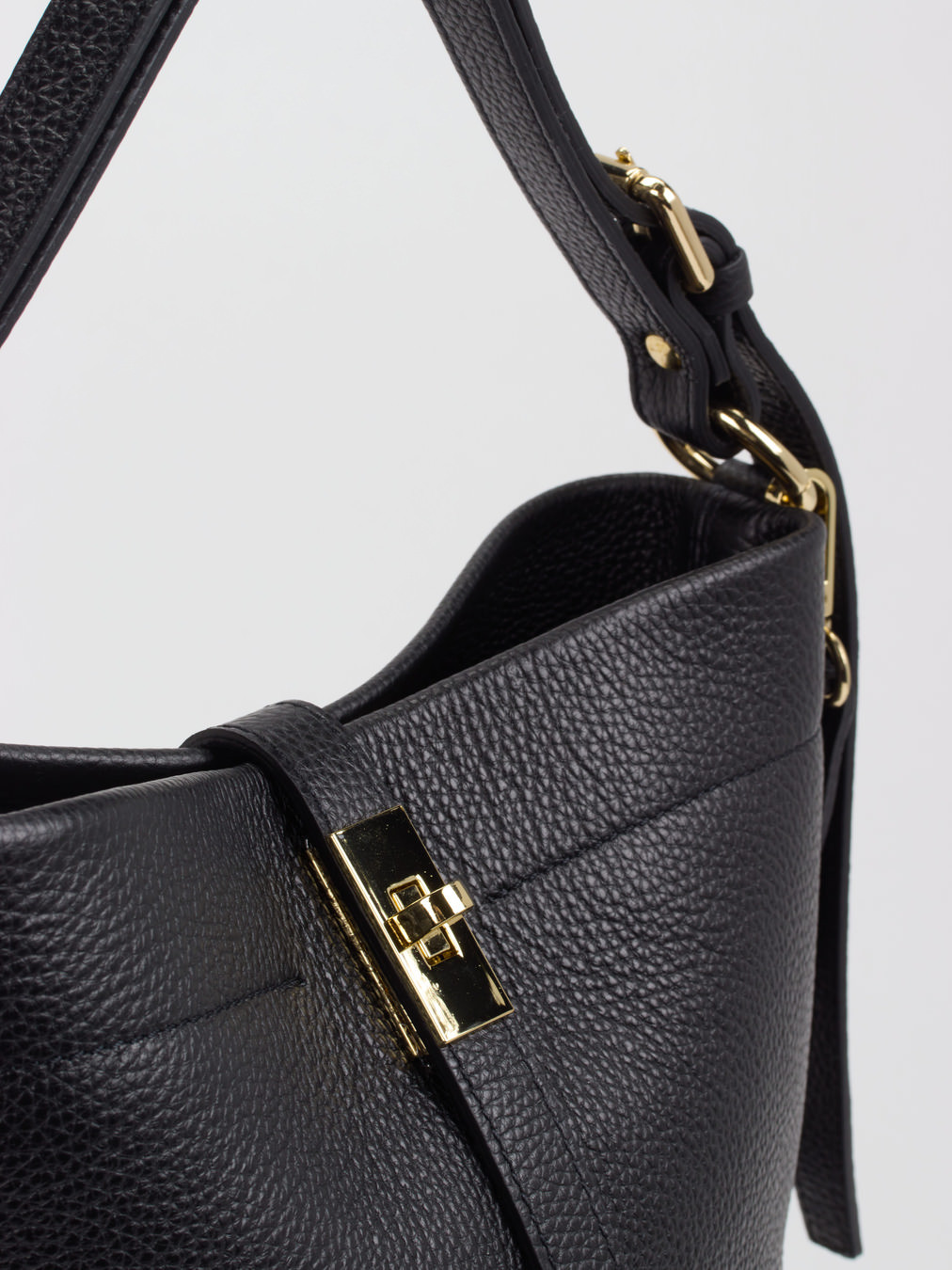 Schulter-/ Umhängetasche schwarz 9392009010305