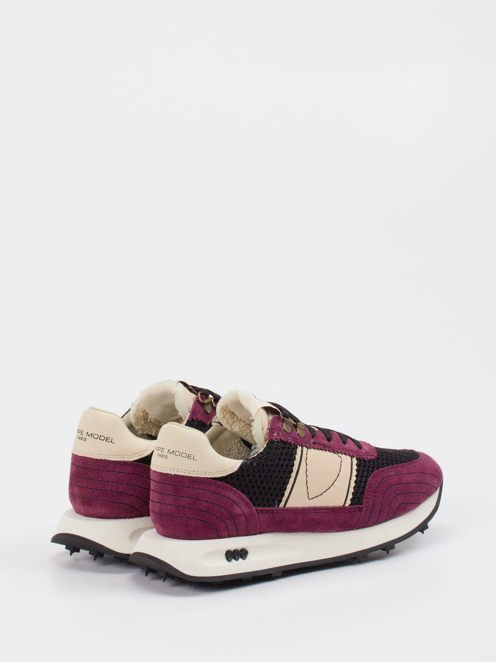 Sneaker rot 1663509002503