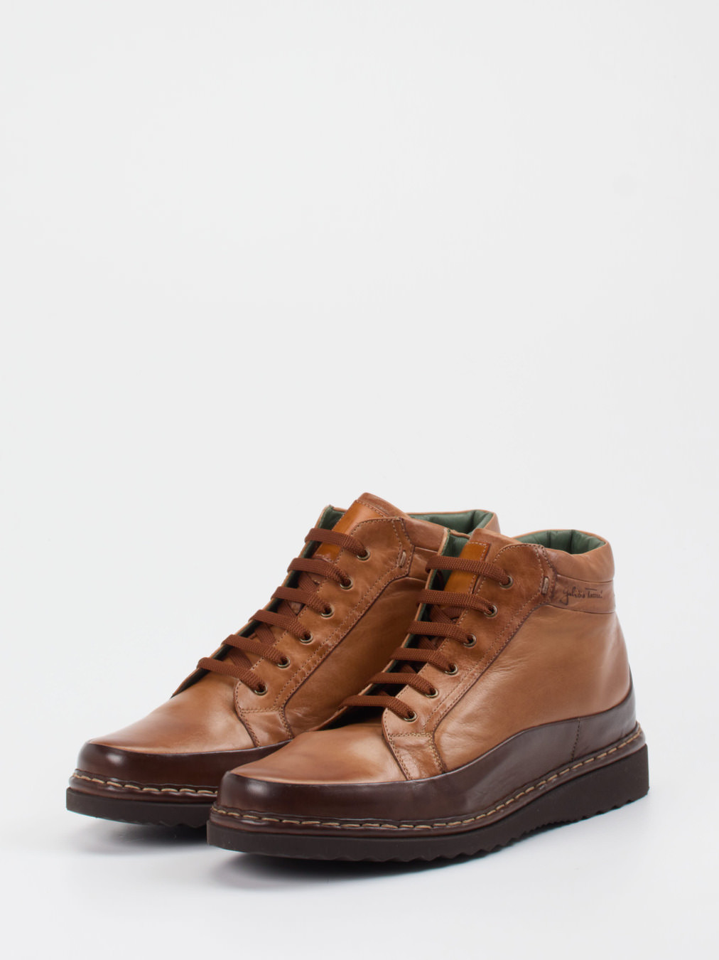 Boot braun 4701229065002