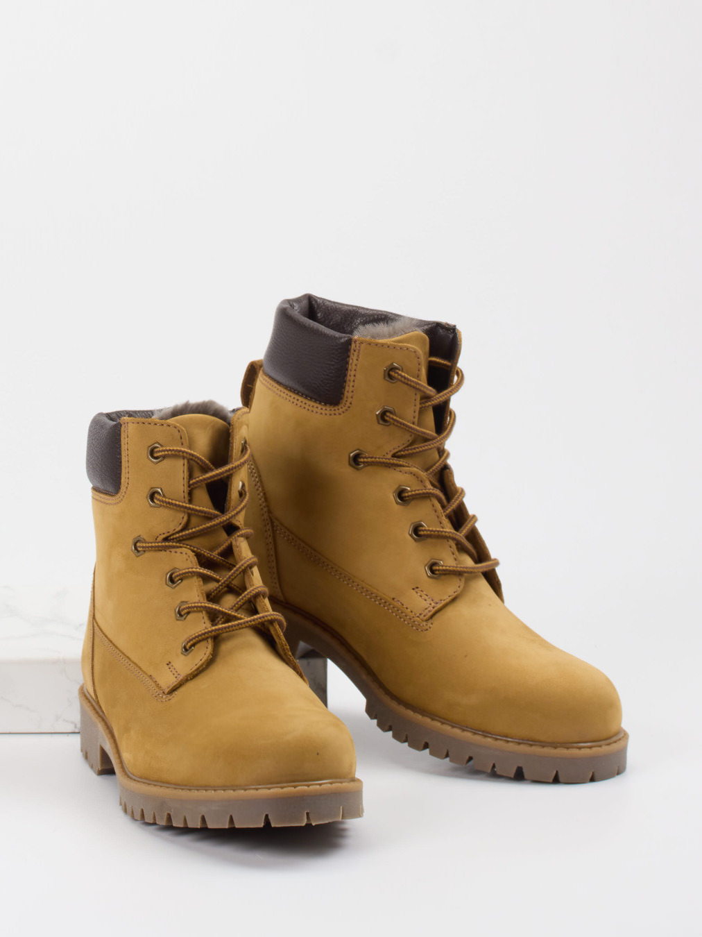 Boot braun 6800289002804