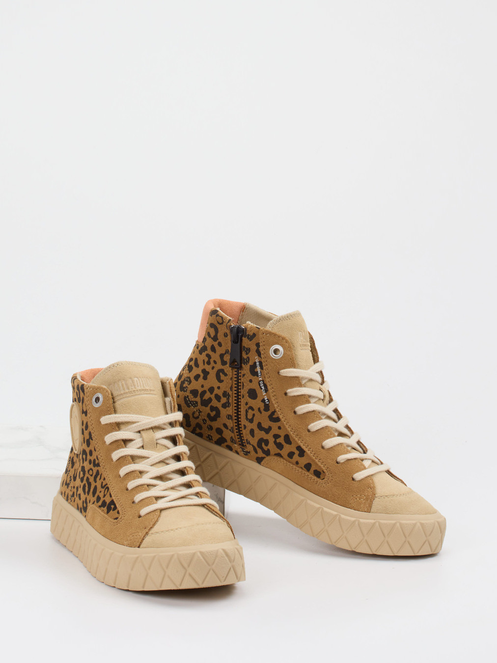 Sneaker high braun 8166200000304