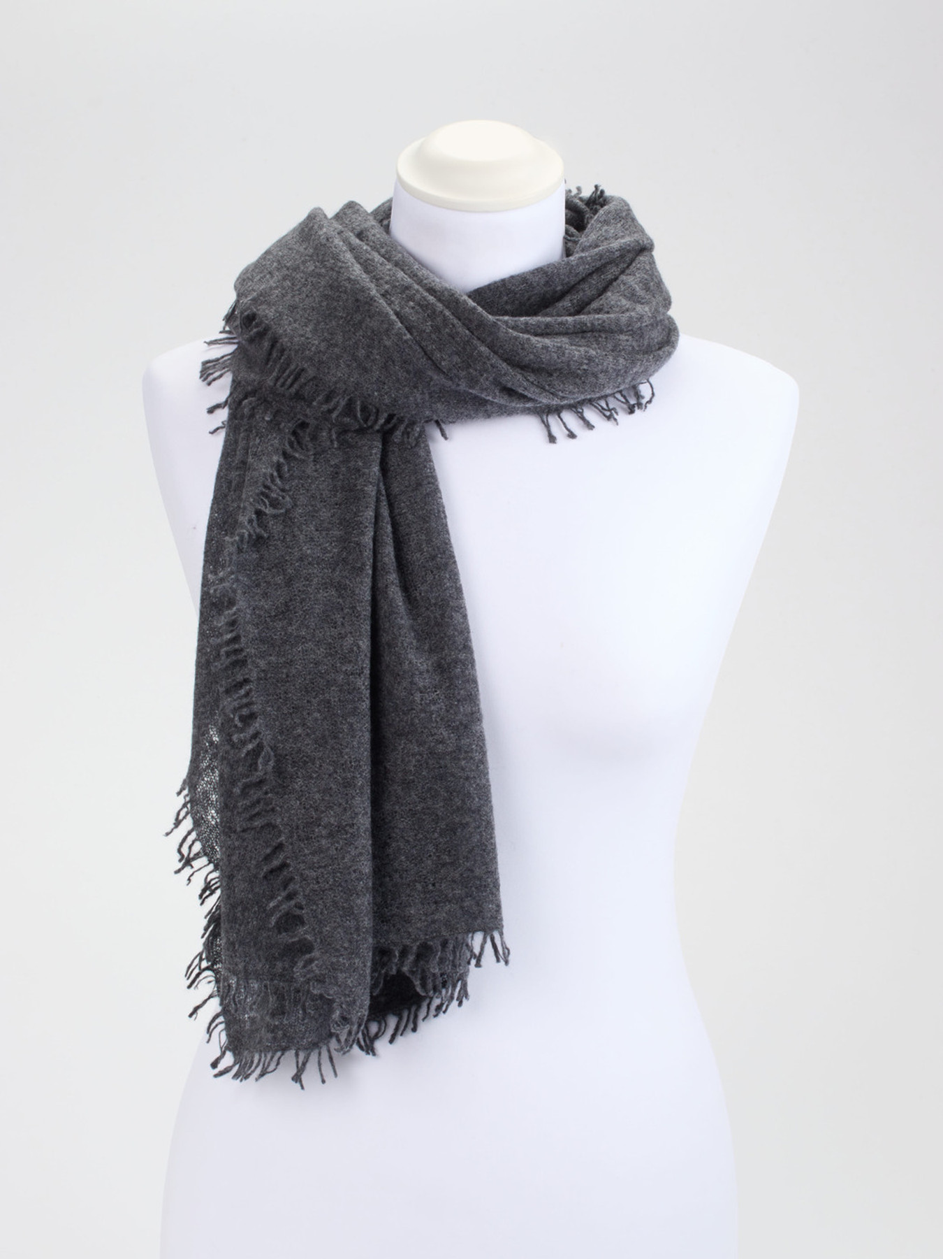 Schal grau 9321409000201