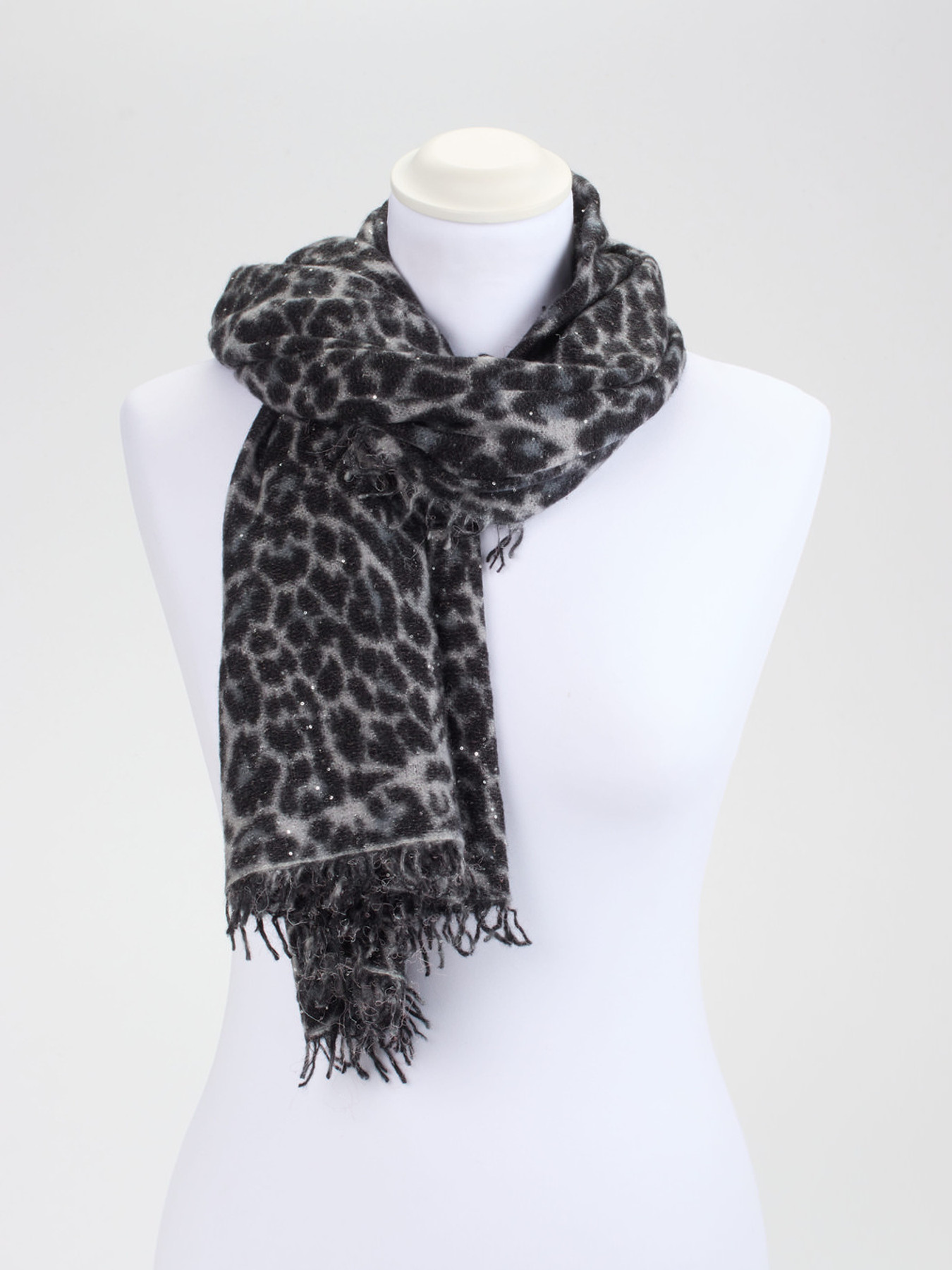 Schal schwarz 9321007000101