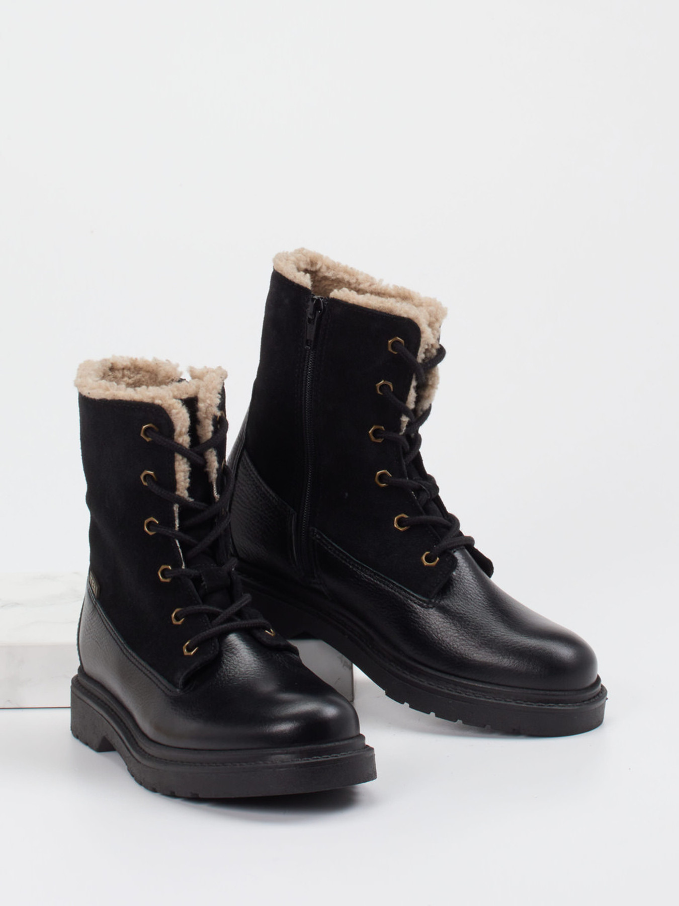 Boot schwarz 6800009006304