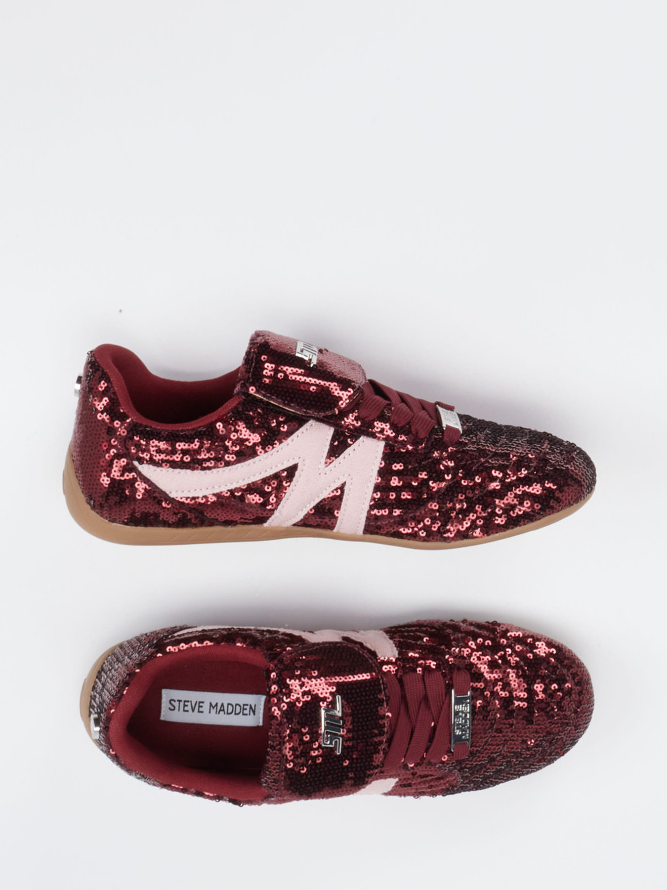 Sneaker rot 1661509001704