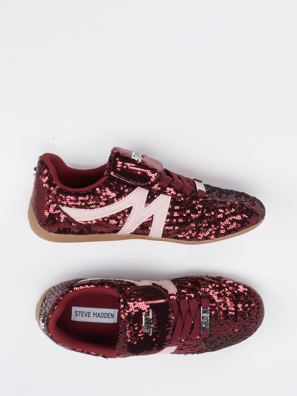 Sneaker rot 1661509001704