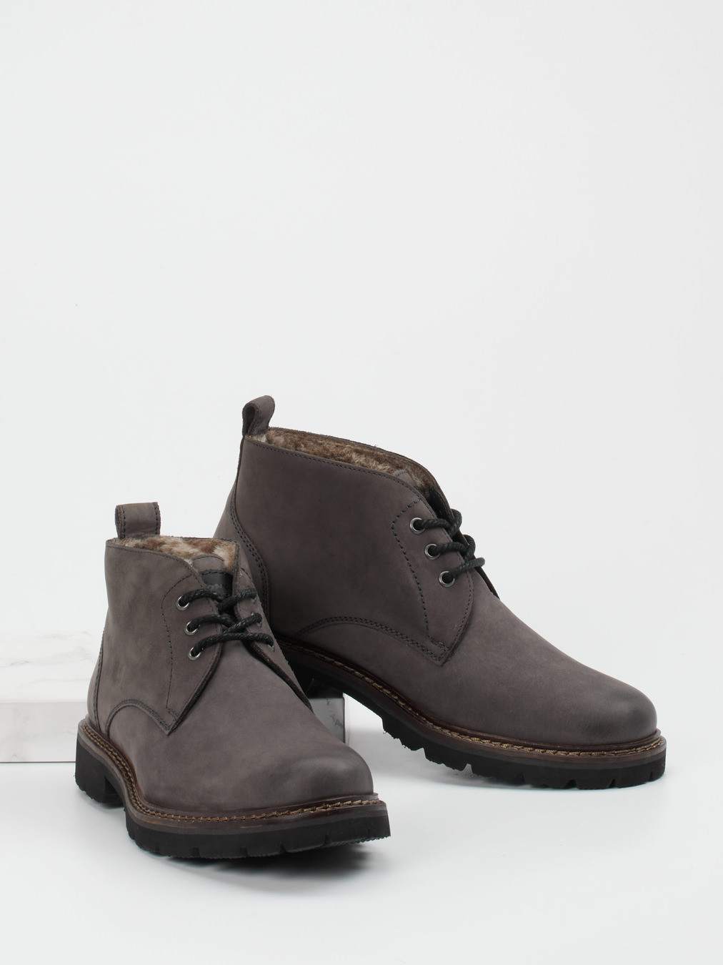 Boot grau 4801409004104