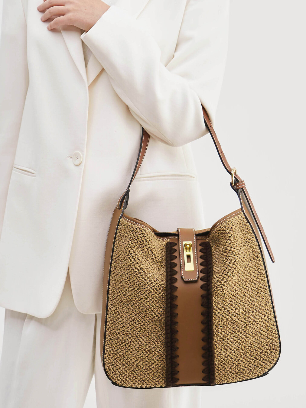 Schultertasche braun 9302229000206