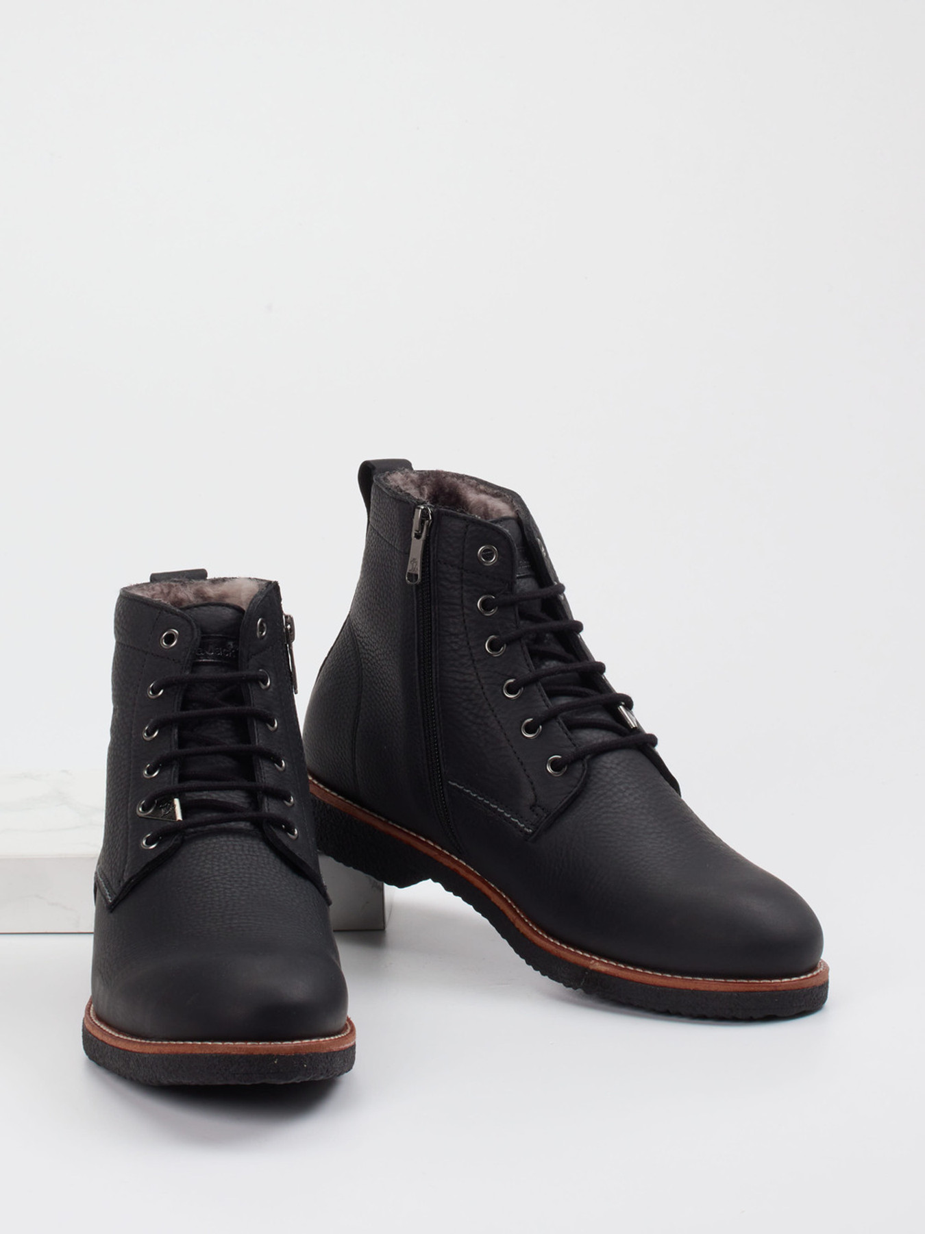 Boot schwarz 4801009060904