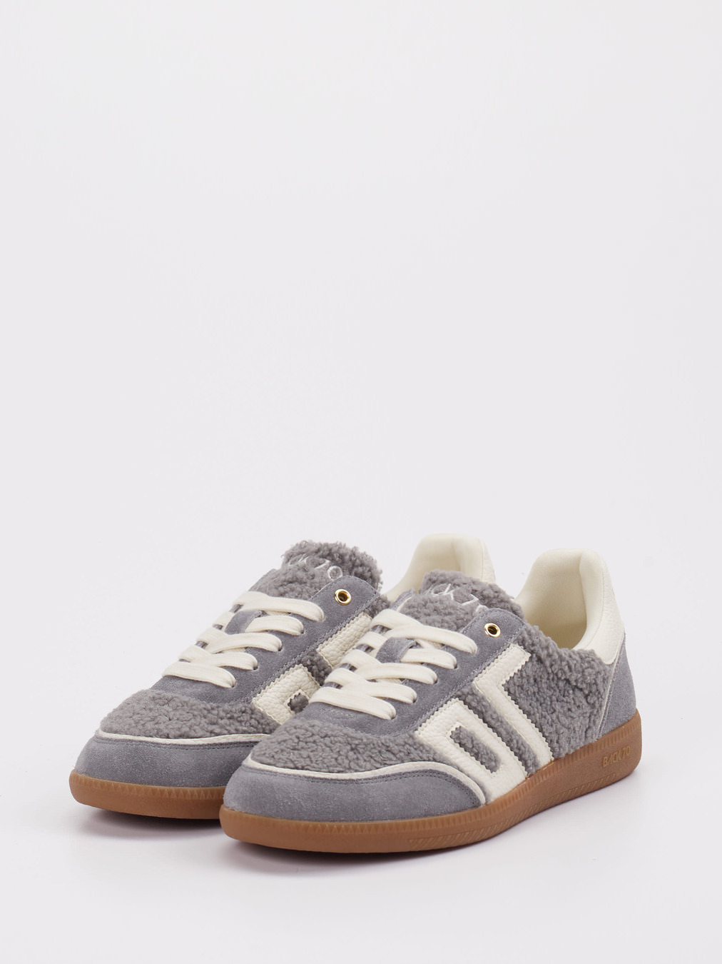 Sneaker grau 1661499005702