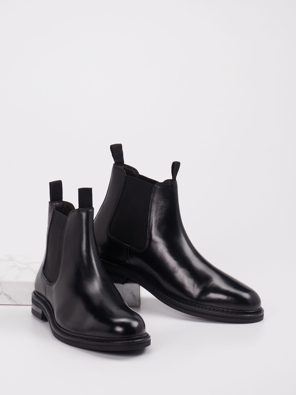 Boot schwarz 4711009024504