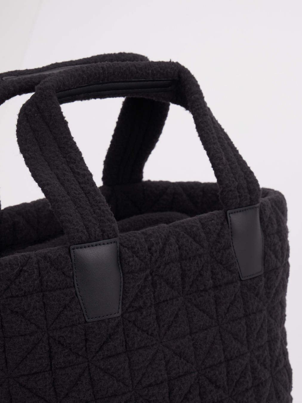 Schulter-/ Umhängetasche schwarz 9392009010605