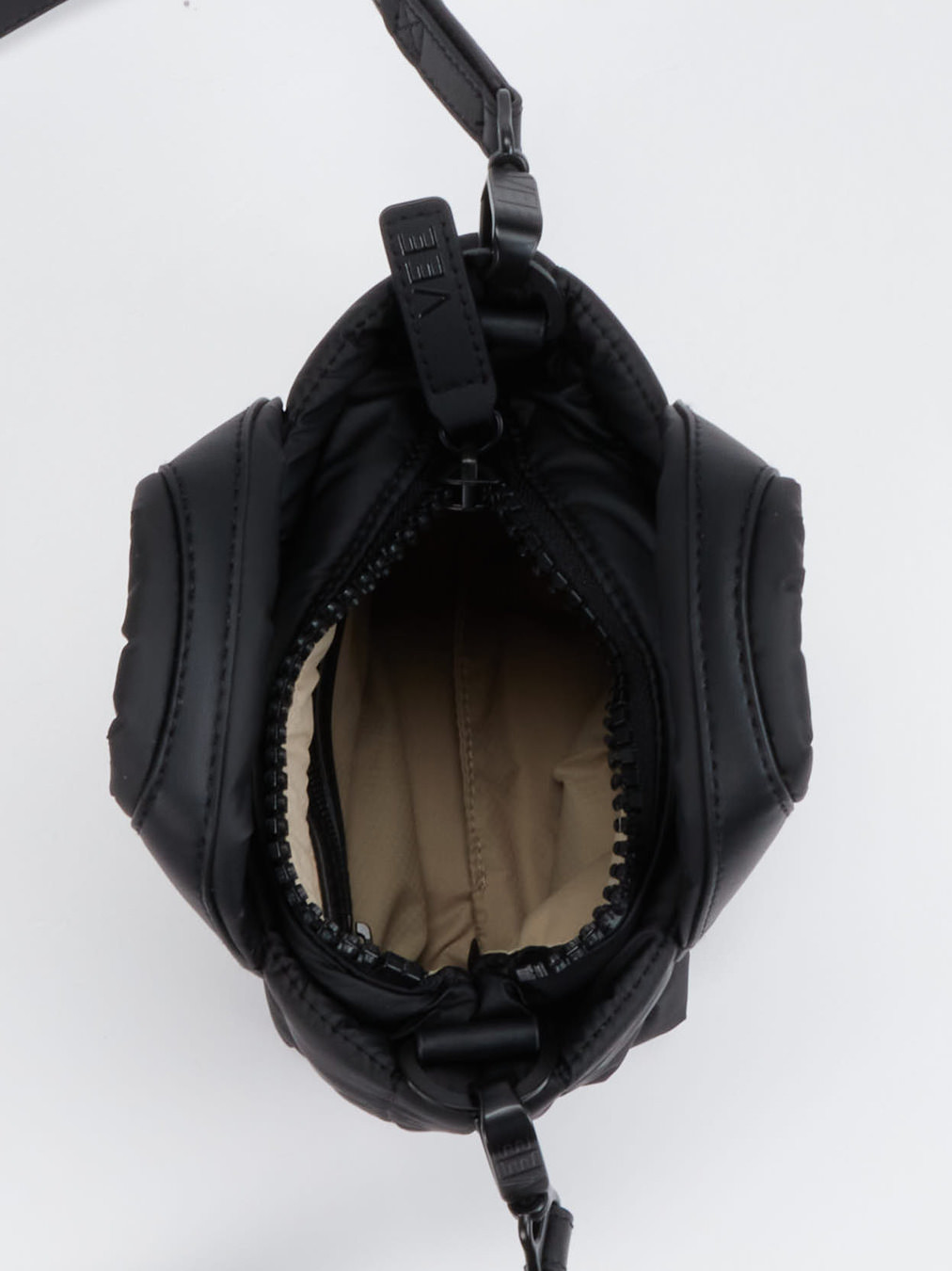 Schulter-/ Umhängetasche schwarz 9392009010704