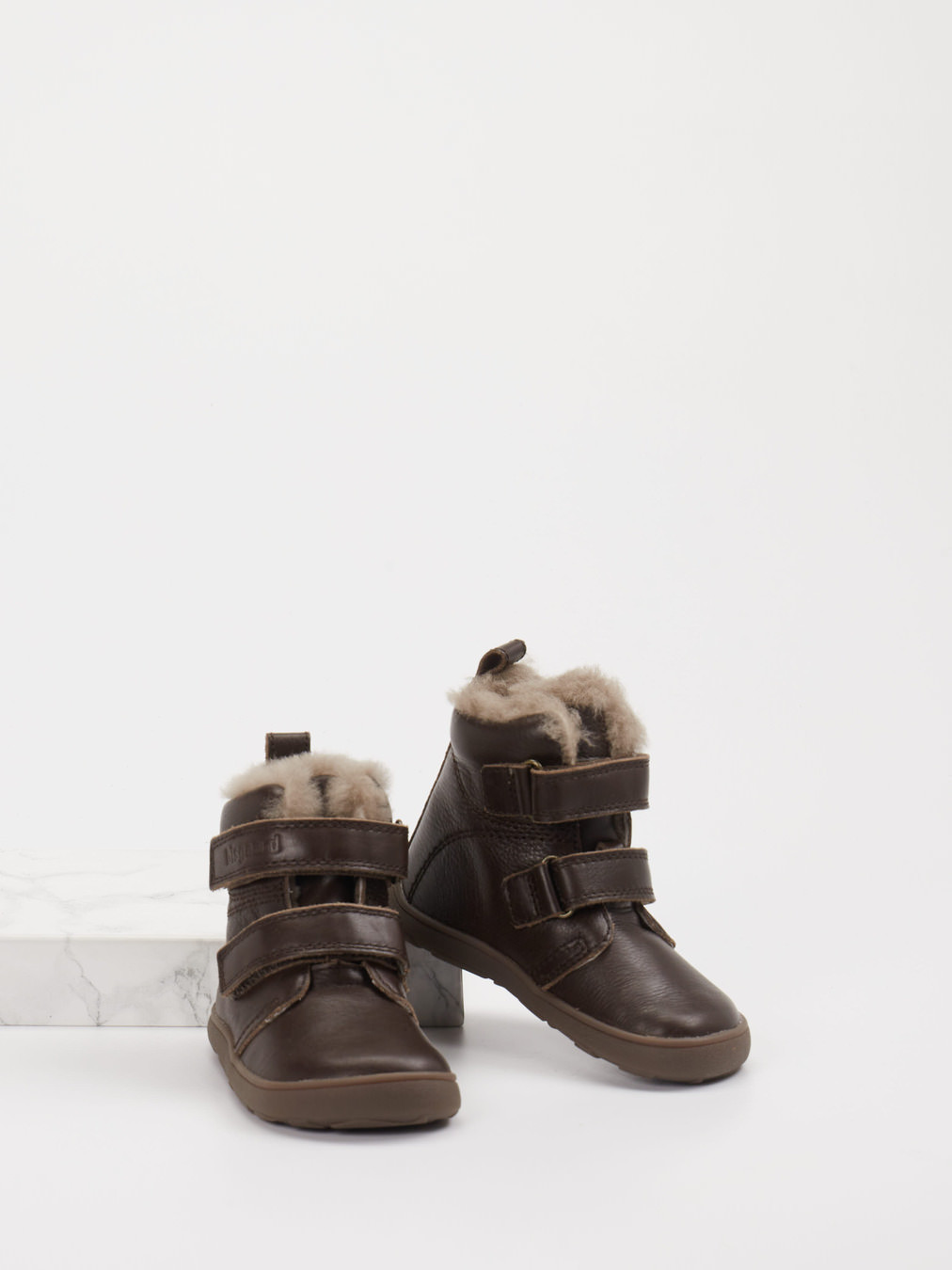 Klettverschlussboot braun 6830209006304