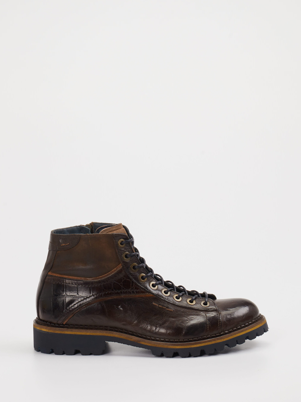 Boot braun 4701209079901