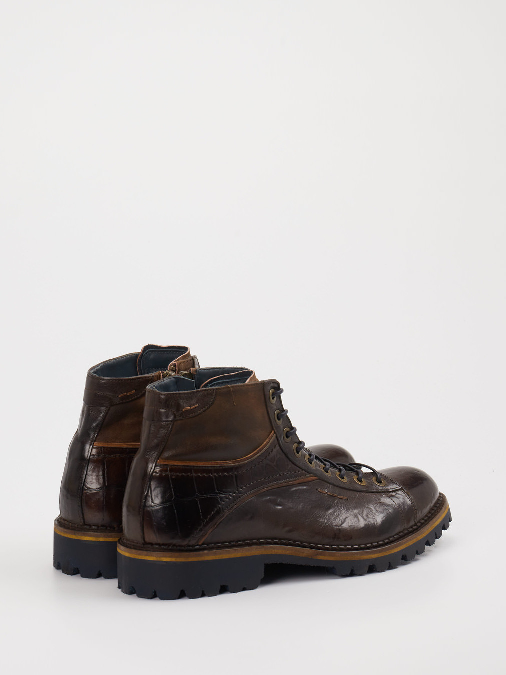 Boot braun 4701209079903