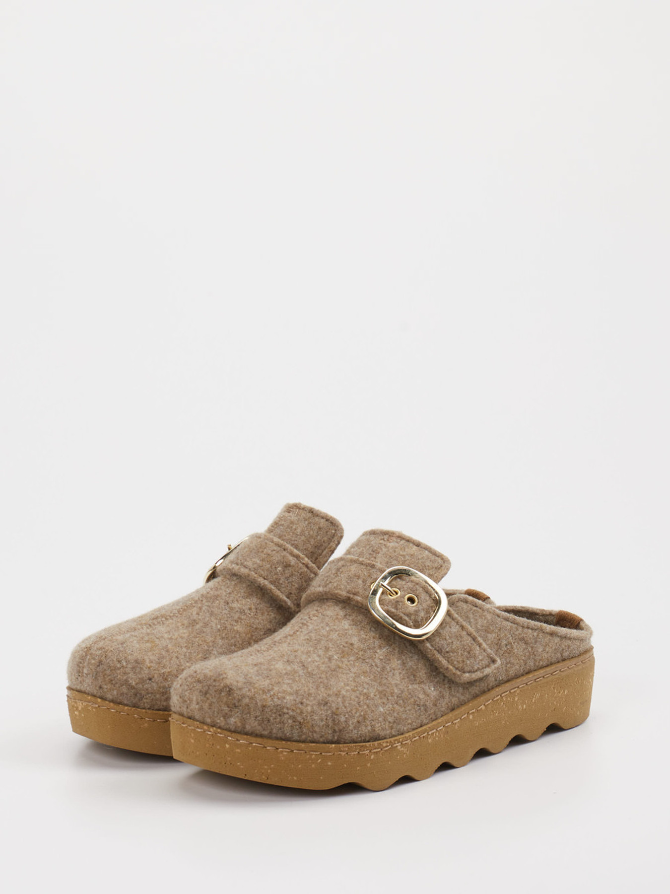 Hausschuh beige 7163309000502