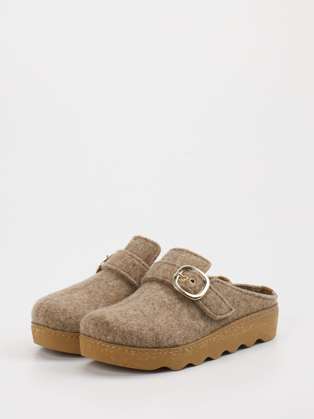 Hausschuh beige 7163309000502