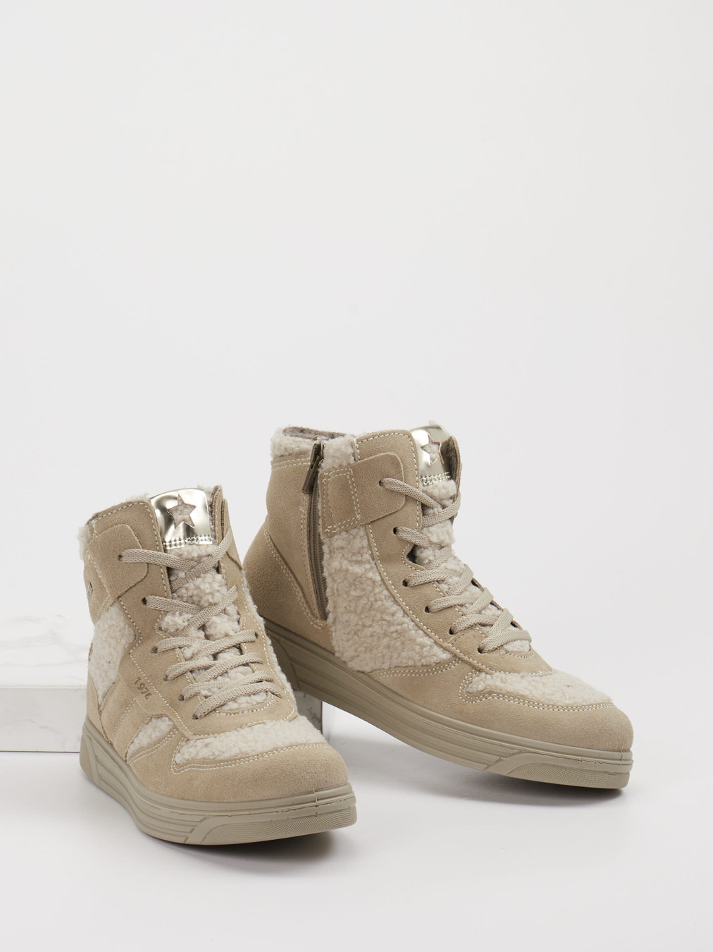 Schnürboot beige 6700359000404