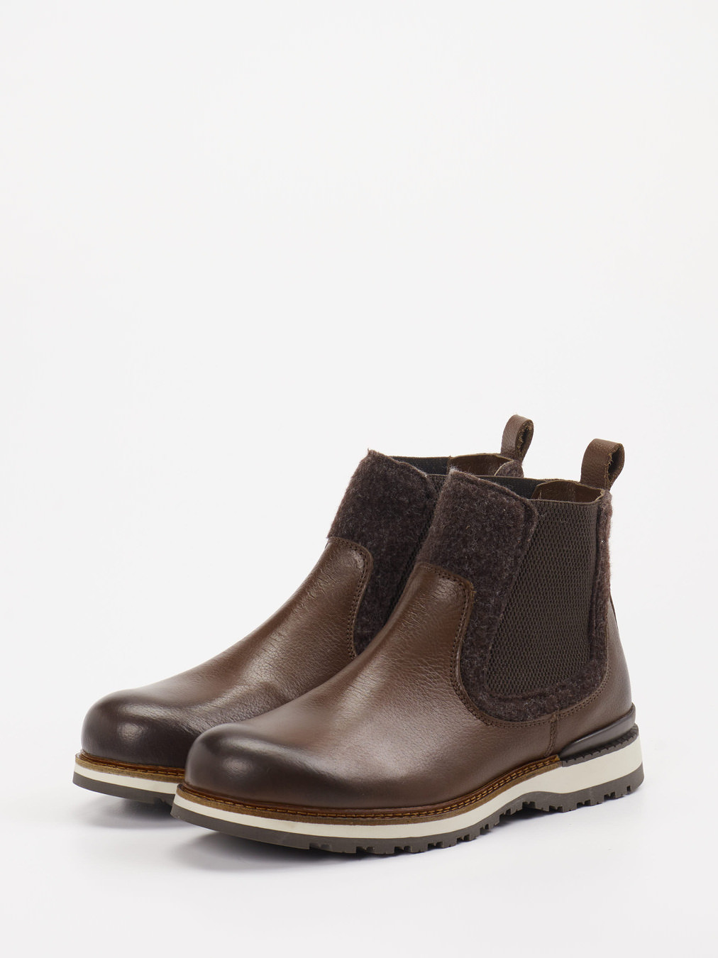 Boot braun 4811209003302