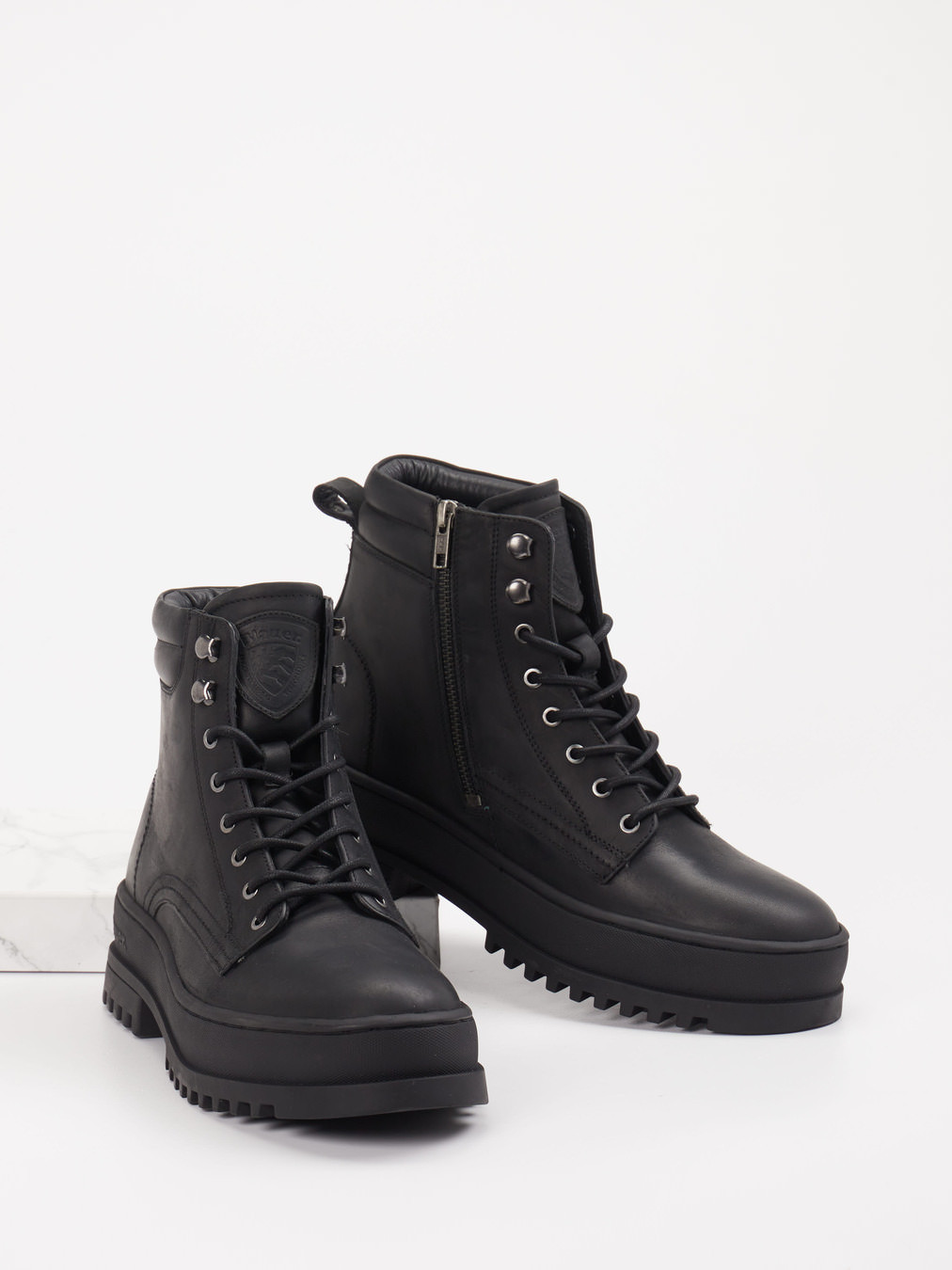 Boot schwarz 4701009080904