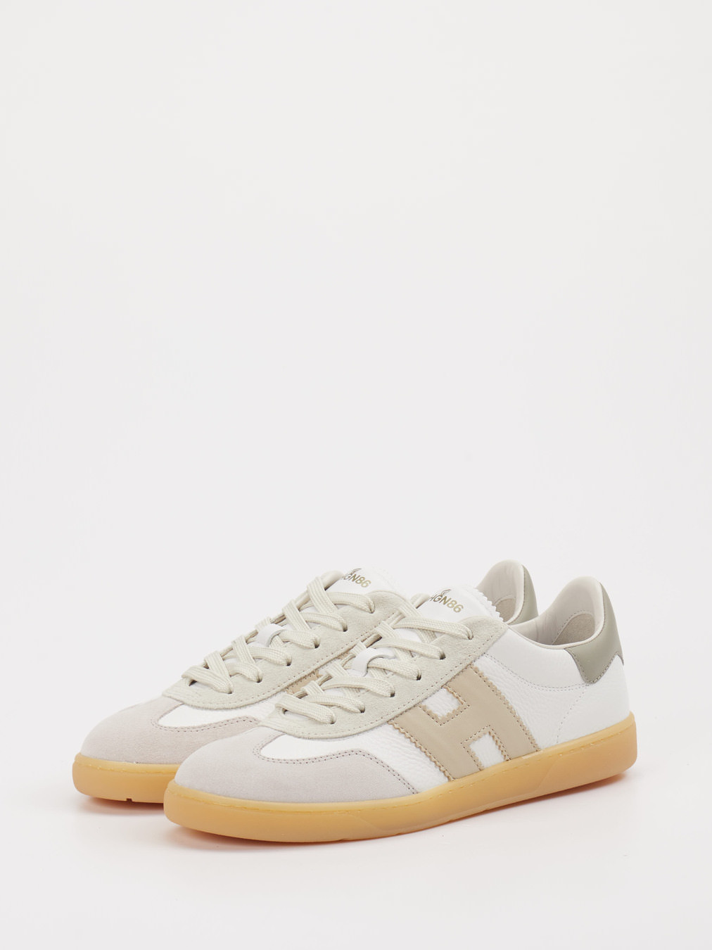 Sneaker weiß 1661736000102