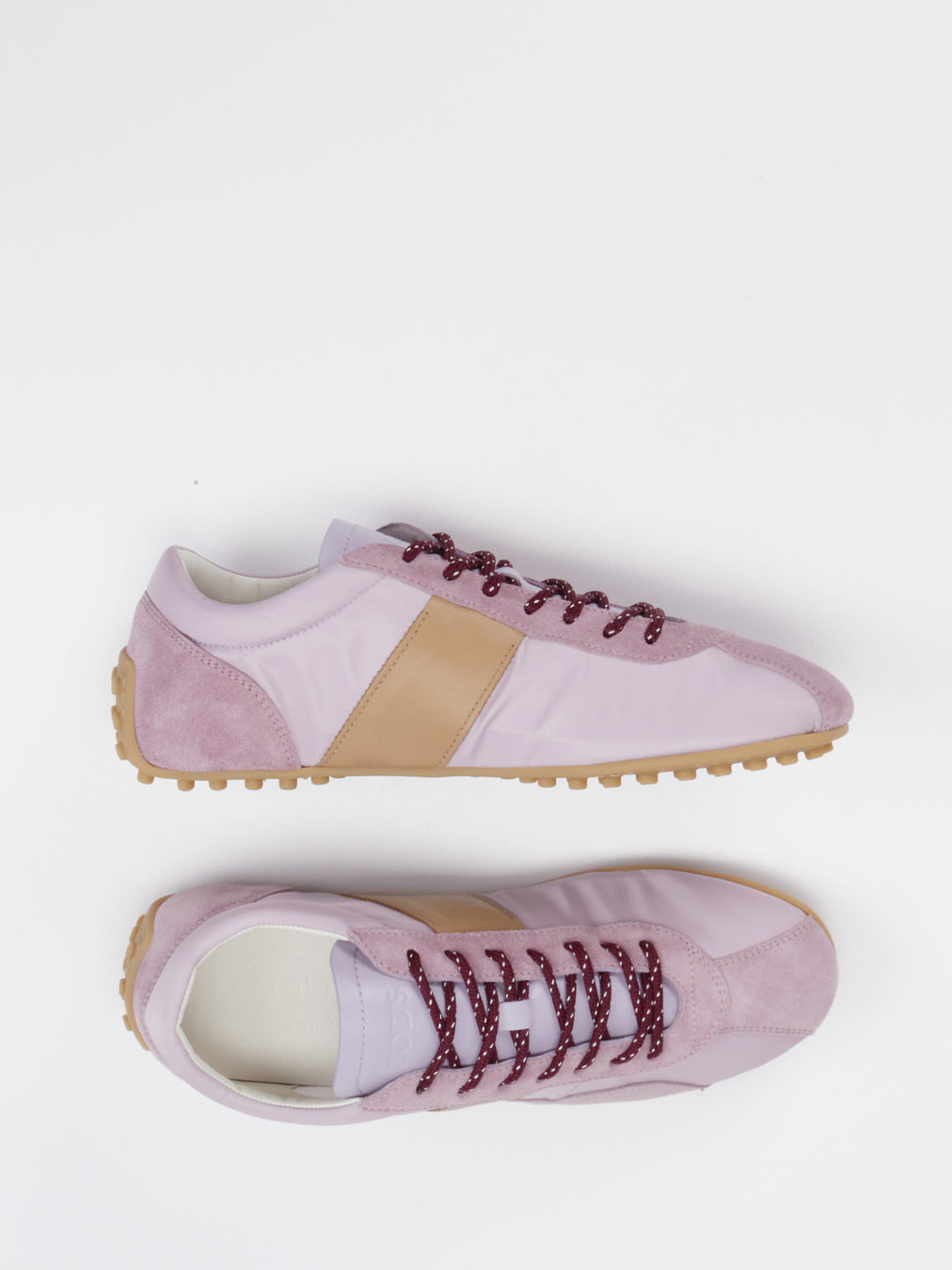 Sneaker rot 1661592000104