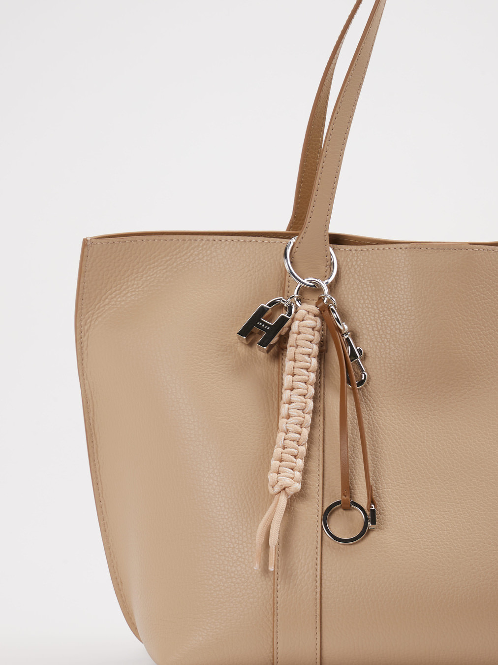 Anhänger braun 9382289000102