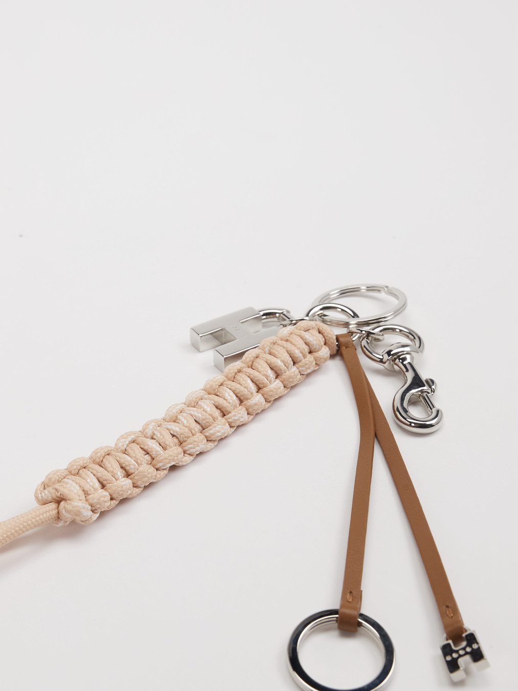 Anhänger braun 9382289000101