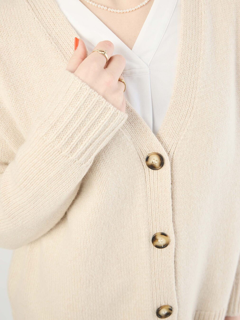 Cardigan & Strickjacke beige 9340359000502