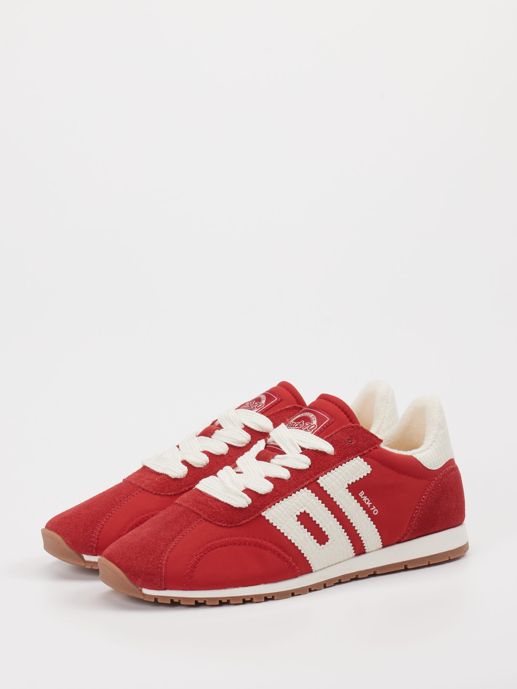 Sneaker Asian rot 1661557000402