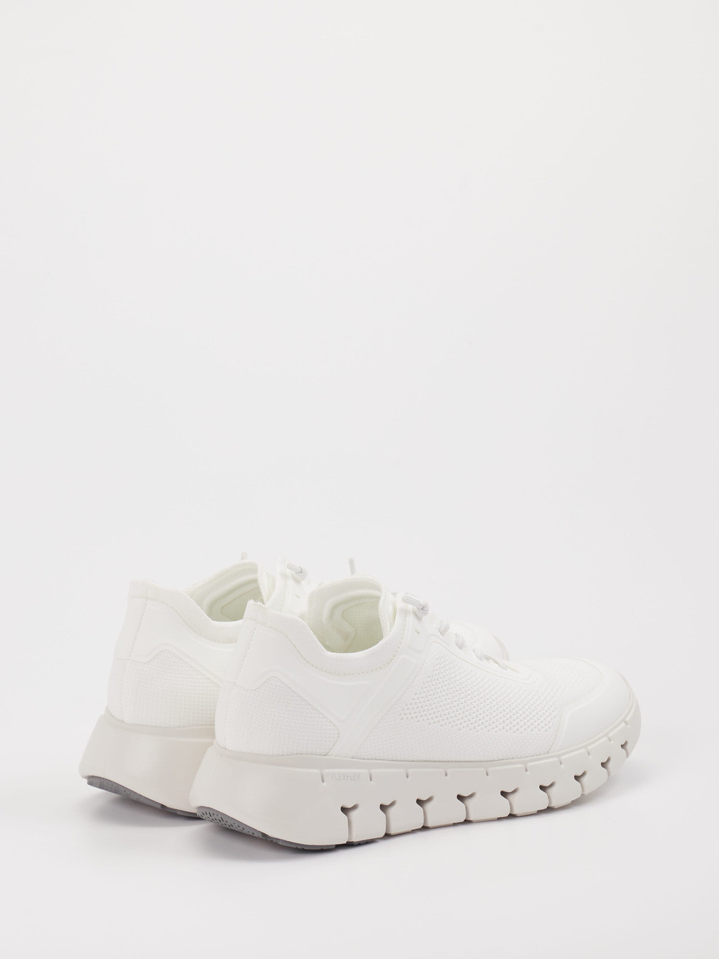 Sneaker weiß 1663799034203