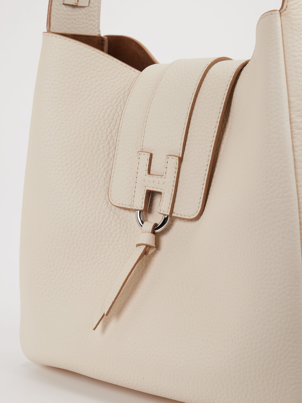 Schultertasche weiß 9302739000204