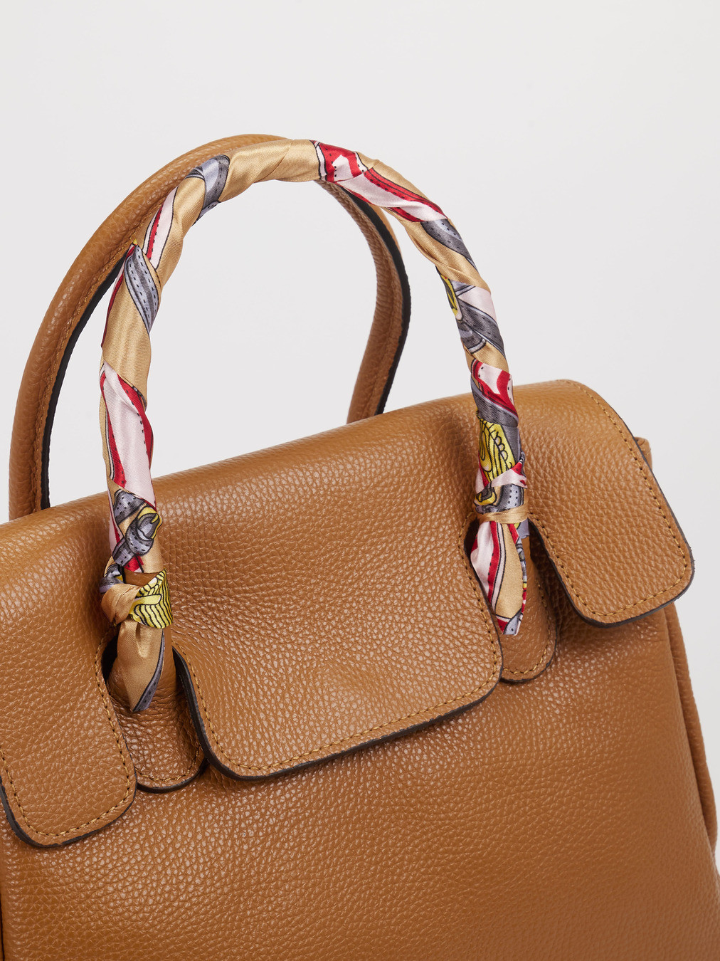 Schulter-/ Umhängetasche braun 9392289002604