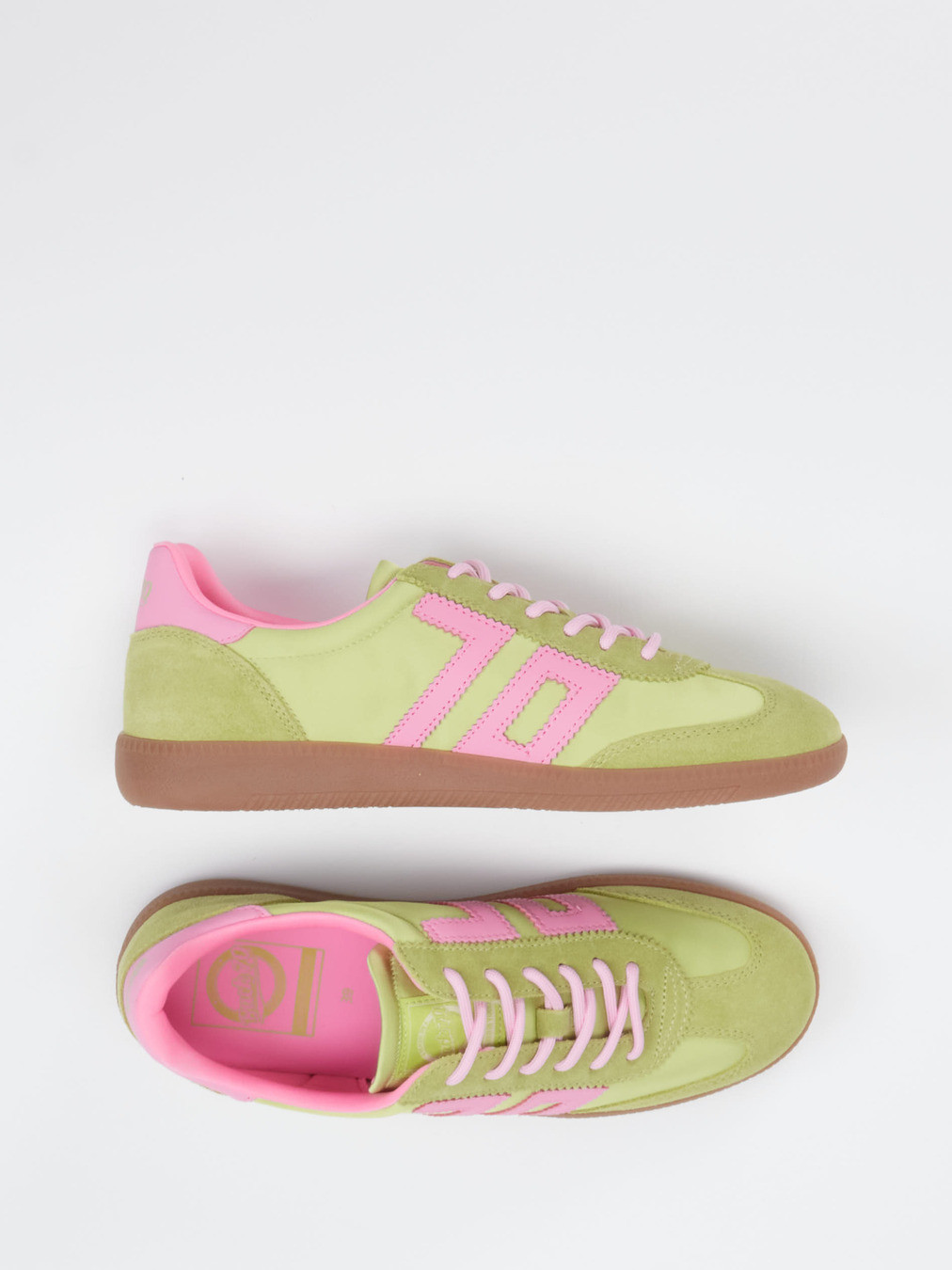 Sneaker grün 1661695000404