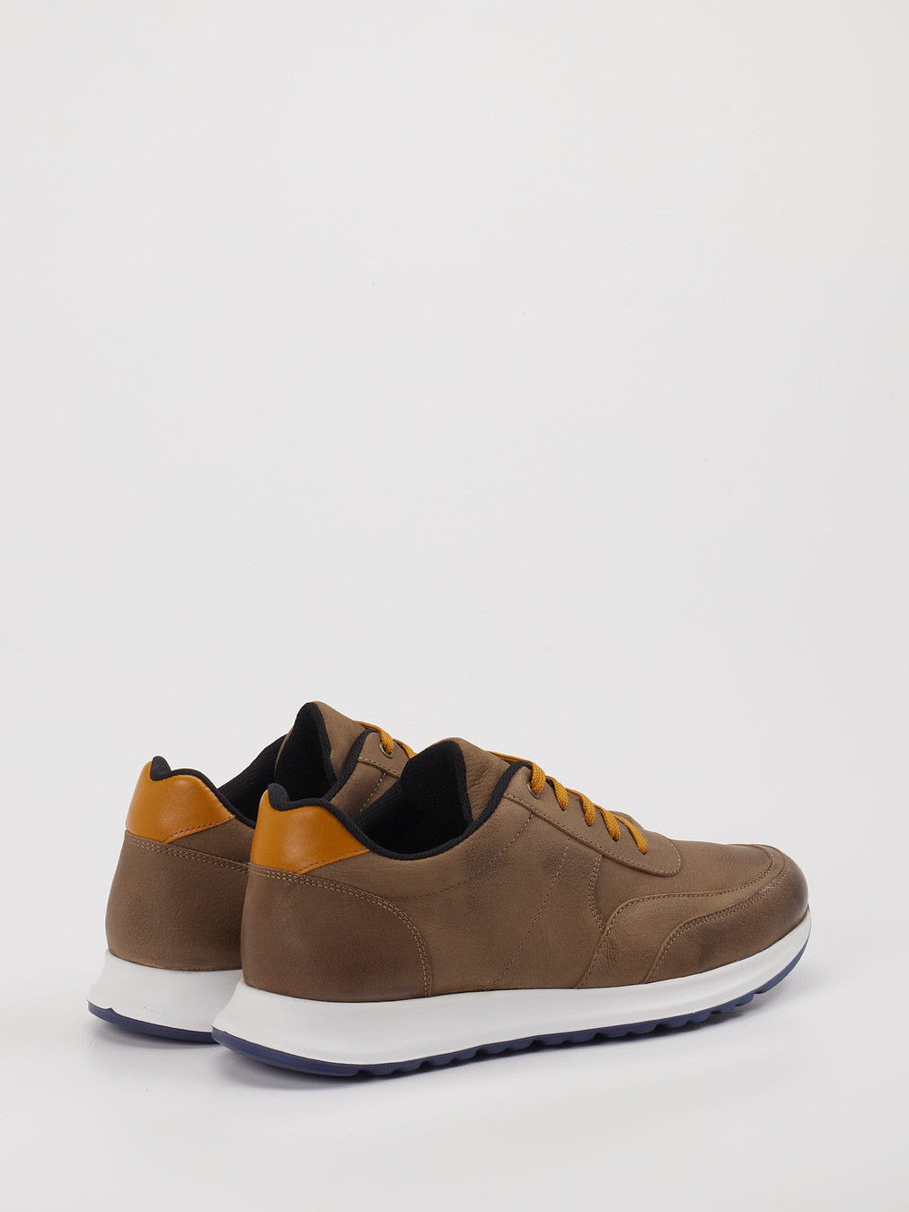 Sneaker braun 4661229024203