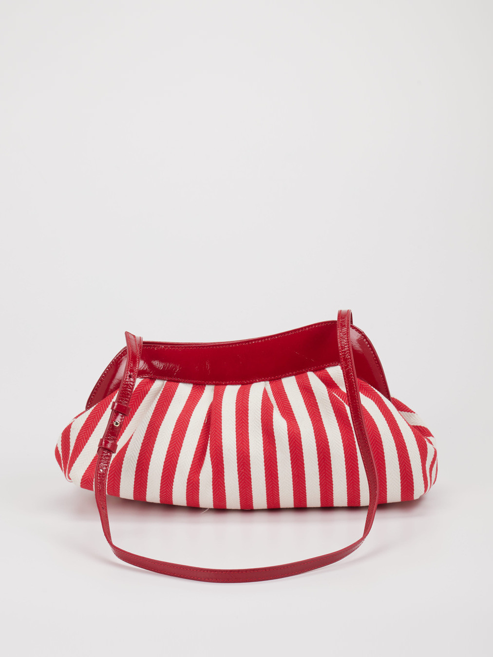 Clutche & Abendtasche rot 9305559000102