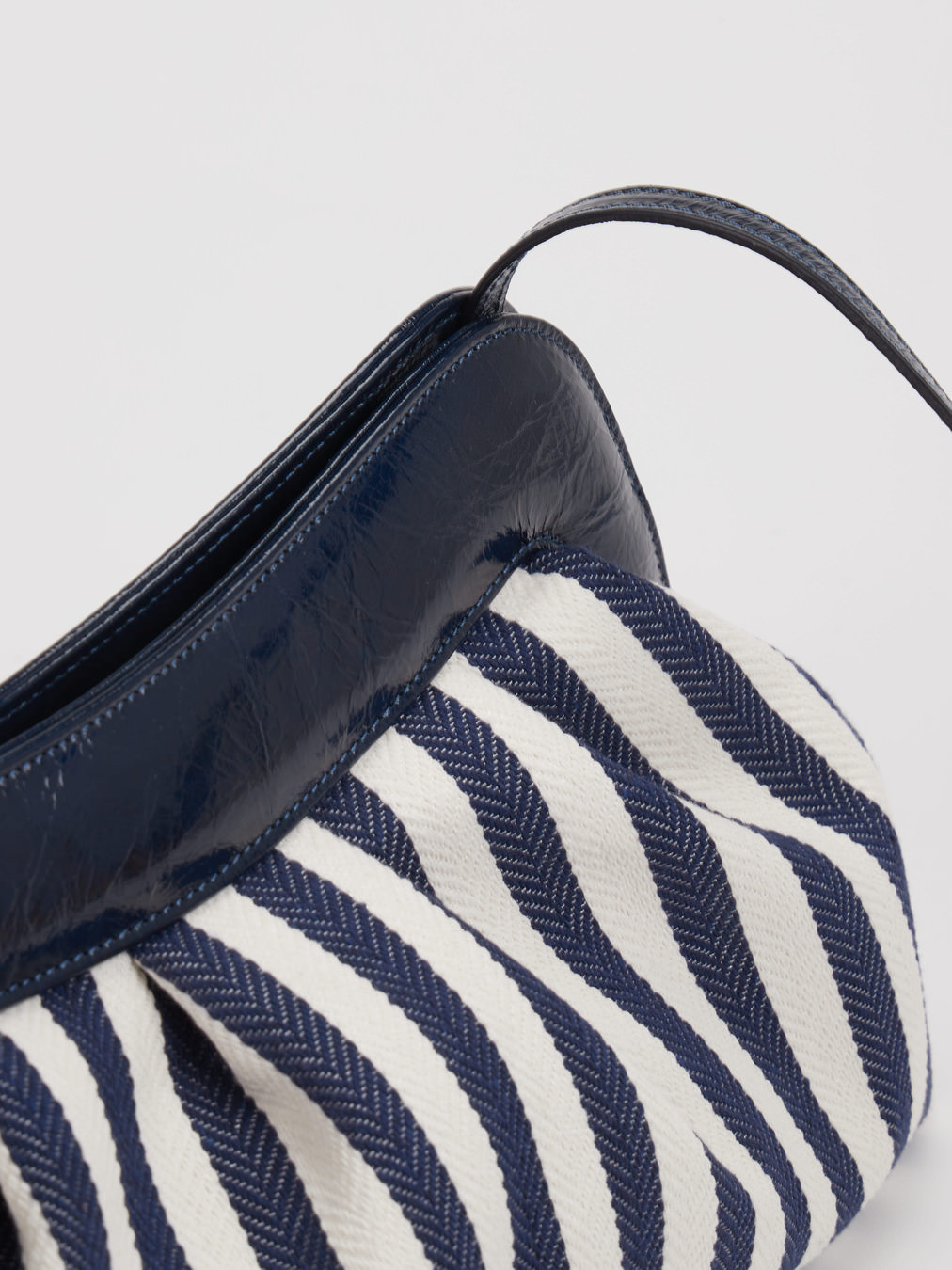 Clutche & Abendtasche blau 9305109000503