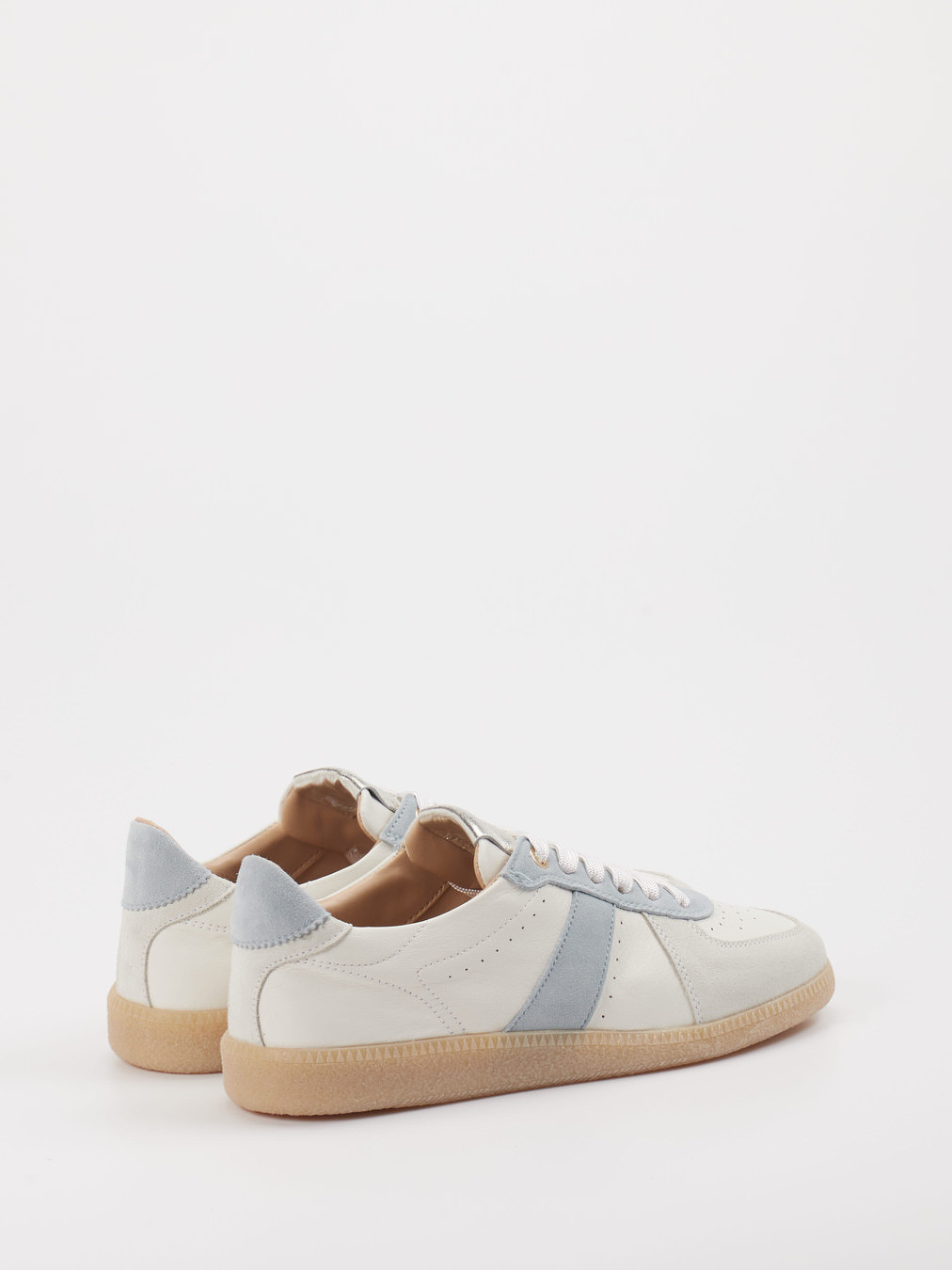 Sneaker weiß 1663791003703