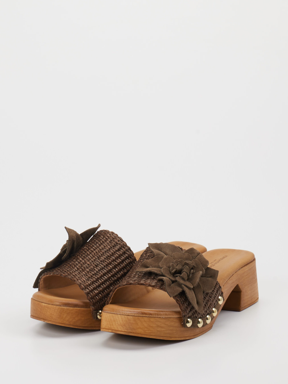 Pantolette braun 1147209000102