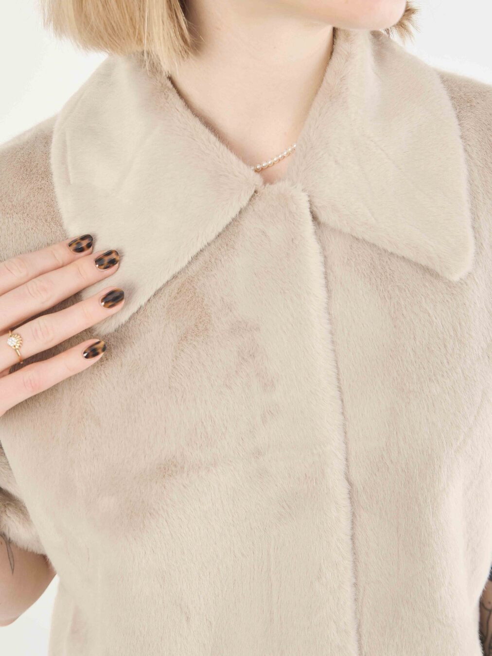 Mantel beige 9332349000102