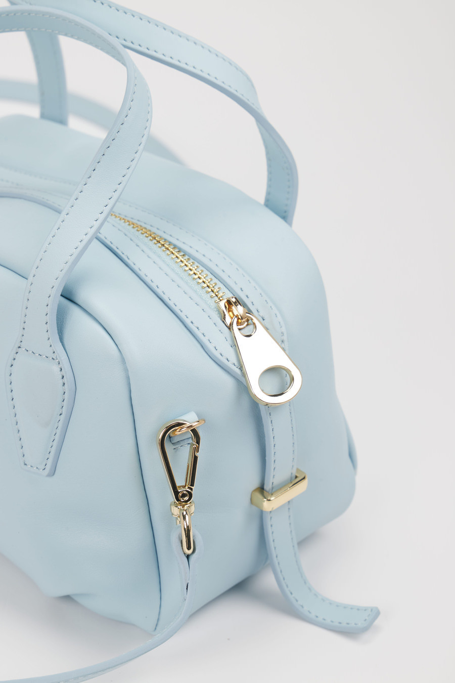 Schulter-/ Umhängetasche blau 9392199001804