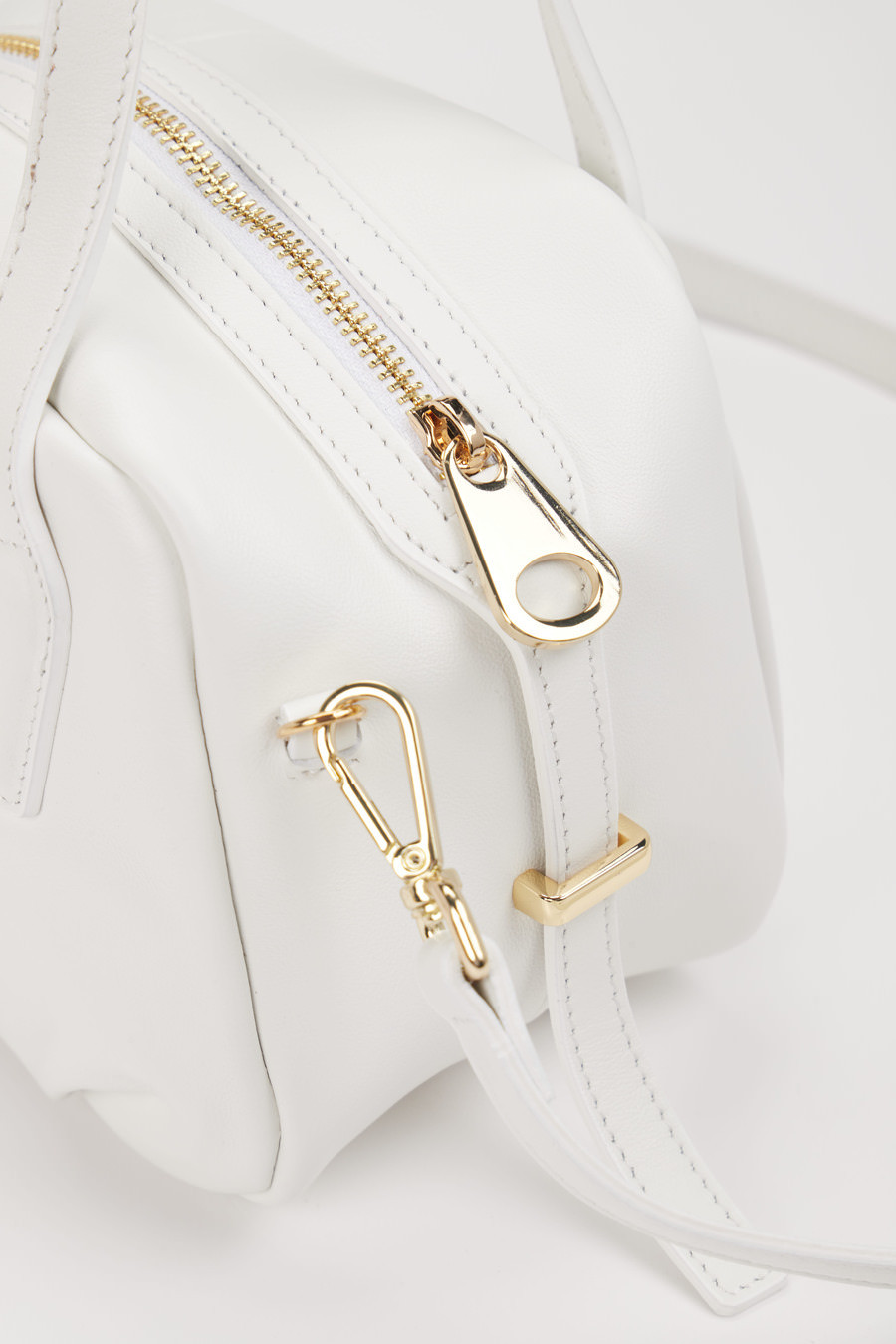 Schulter-/ Umhängetasche weiß 9392799001504