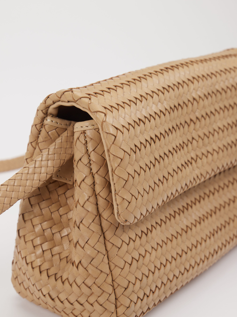 Schulter-/ Umhängetasche beige 9392399001004