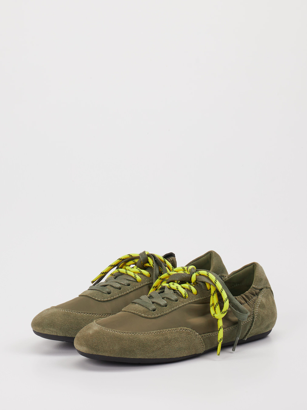 Sneaker grün 1661629003202