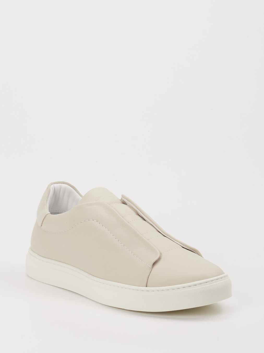 Slipper weiß 4561739000106