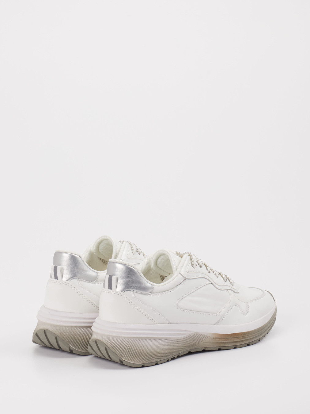 Sneaker weiß 1663794009803