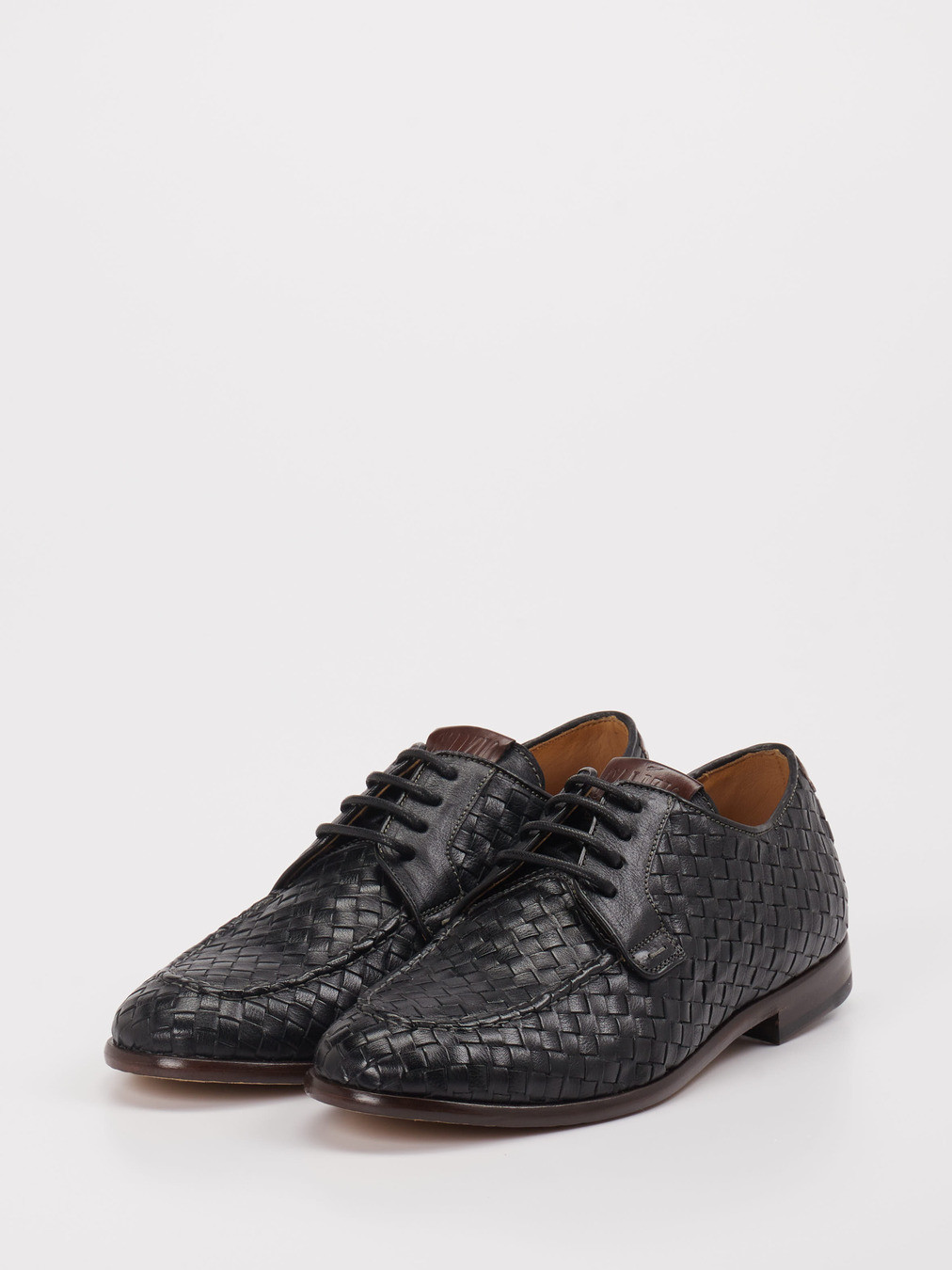 Schnürschuh schwarz 4601009104202